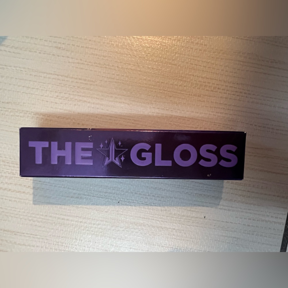 Jeffrey Star The Gloss